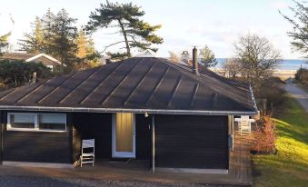 6 Person Holiday Home in Hals by Traum