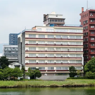 โชเอ ไดนิ เบ็กกัง โรงแรมใกล้สวนสาธารณะเจียวไซ