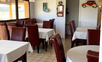 Brit Hotel Essentiel Moulins Avermes