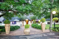 Lalapanzi Hotel & Conference Centre Hotels in 