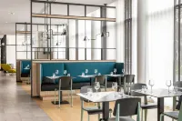 Courtyard Paris Creteil Hotels in Creteil