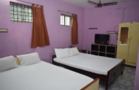 Parisha Residency- Temple Side Hotel