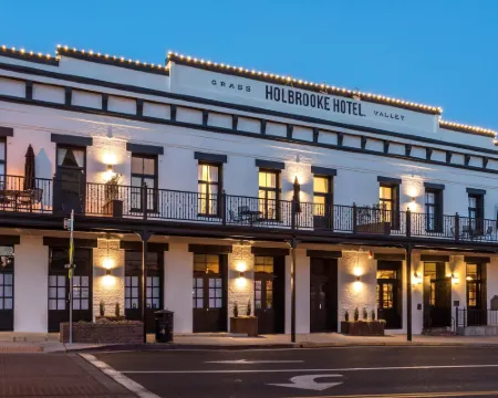 The Holbrooke Hotel Hotels in Grass Valley