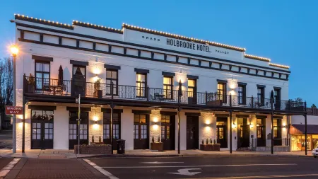 The Holbrooke Hotel Отели в г. Колфакс