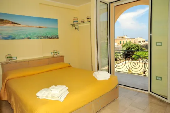 Cala Dei Normanni - Camere Sulle Mura