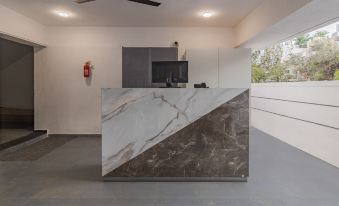 Treebo Atithi Comforts Inn