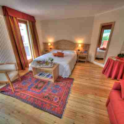 Cresta Et Duc Hotel Rooms