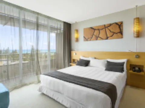 Chateau Royal Beach Resort & Spa, Noumea Hotels in Noumea