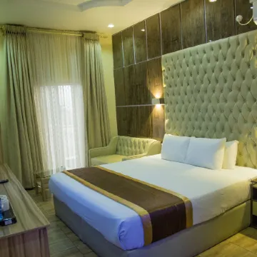 Bedouin Hotel & Suites