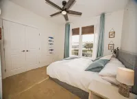 Beachfront Oasis | Hot Tub + Fire Pit + Playground Near Bellingham & Vancouver |