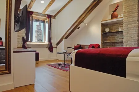 Oblivion Luxury Rooms Отели рядом с достопримечательностью «Old Split»