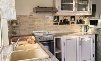 Villa Devika 4, Rent Holidays Apartment
