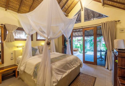 스캘리왁스 비치 클럽의 해변 레스토랑 전경