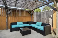Beachy 1BR Escape with Sofa Bed - Golf & Beach Nearby Hotels in Pacifica