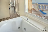 Vistabella - Hot Tub