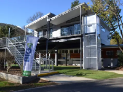 Big4 Tasman Holiday Parks - Bright Hotels in Bright