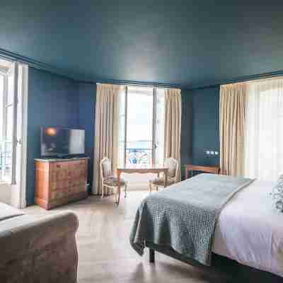 Hotel France et Chateaubriand Rooms