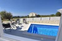 Funtastic C Apartment with Pool and Terrace - Ocean View
