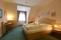 Wellness Hotel Zlatá Lípa Hotels in Janov