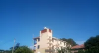 Cactus Hill Side Hotel Hotels in Chua