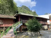 ทัง ฮ็น เลก - ทัวริสต์ วิลเลจ โรงแรมใน