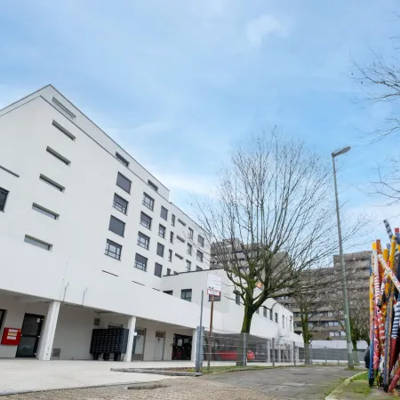 Jade & Jabo - Neuss by Düsseldorf Mit Parkplatz Verfügbarkeit 10,00 je Nacht Zubuchbar