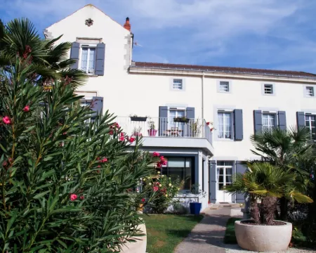 La Maison de Venus Hôtels à : Luçon