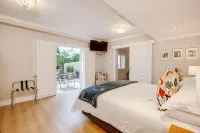 Amberhall Guesthouse - balcony
