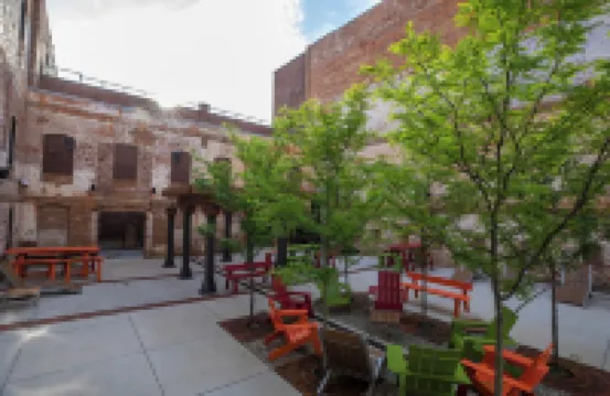 The Bee Hotel, Danville