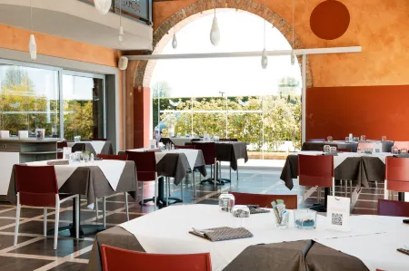 Hotel Corte Del Paggio Отели в г. Моццекане