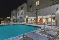 TownePlace Suites Sarasota Bradenton West - piscina