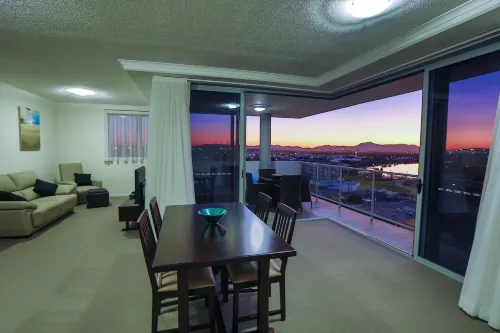 Curtis Central Apartments Official - Wifi