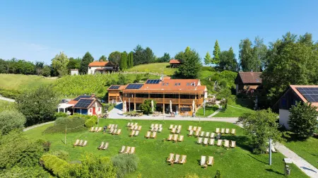 Pension Vuglec Breg Отели в г. Шкарићево