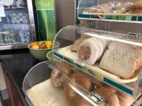 Quality Inn & Suites Limon - breakfast