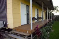 The Villages - Alligator Creek Hotels in Sarina