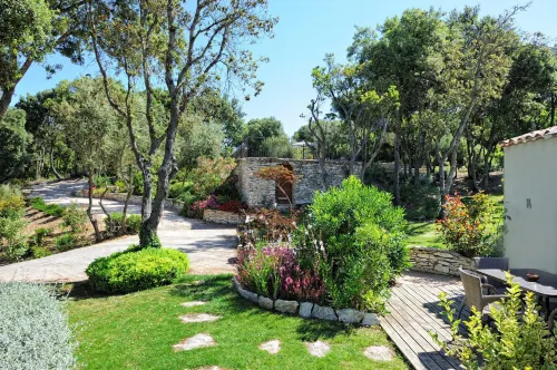 Résidence Sophia Hotels in Figari