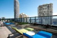 Circle on Cavill - Apartment Stay Private