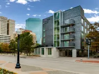 Fairfield Inn & Suites Fort Worth Downtown/Convention Center Hotels near Fort Worth T&p Station
