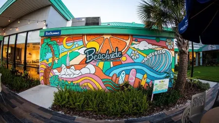 Beachside Hotel & Suites