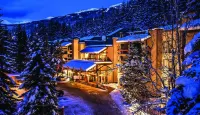 Tantalus Resort Lodge Hotel di Whistler