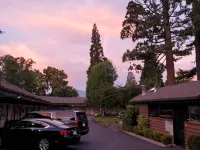 Redwood Garden Inn Hotels in Josephine County