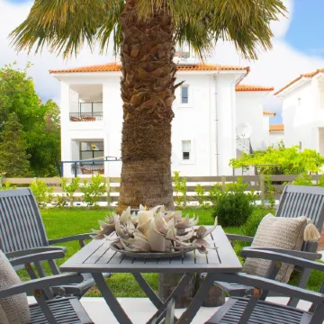 Minthi Boutique Apartments