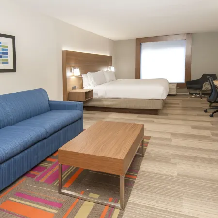 Holiday Inn Express & Suites PLANO WEST – FRISCO by IHG