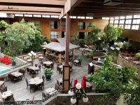 Prestige Vernon Lodge and Conference Centre - breakfast