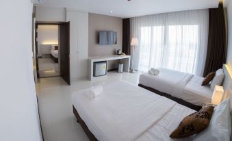 Chaisaeng Villa