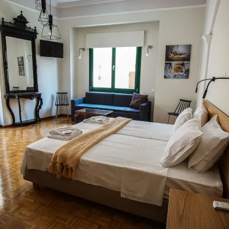 Ink Hotels Phos