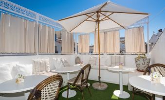 The Town House - Adults Only