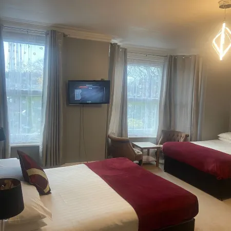 Diamonds Lodge Near York Hospital Hotels in York