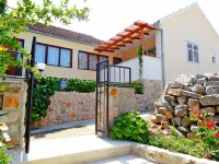 House Lara Hotels near Church of St Peter