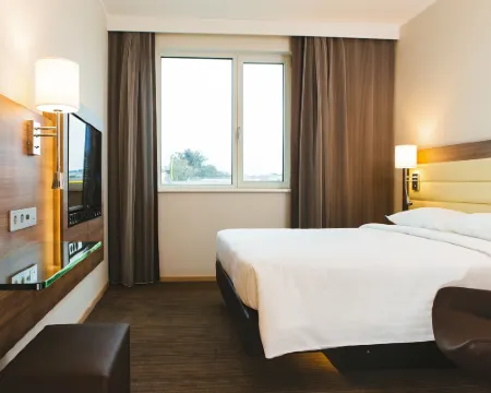 モクシー フランクフルト エシュボーン エッシュボルンのホテル